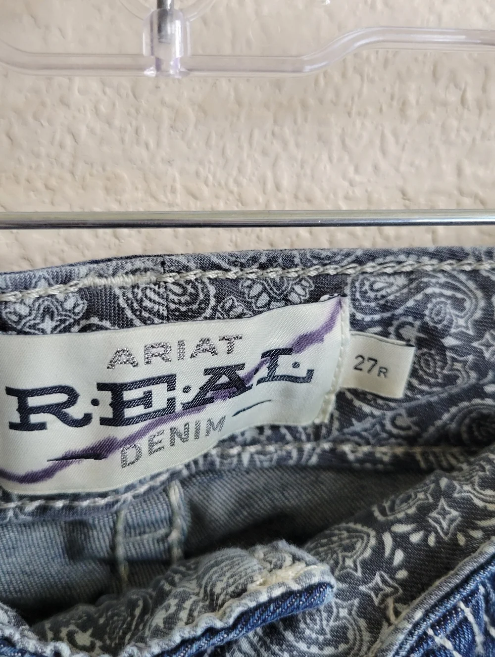 Ariat R.E.A.L. Denim Jeans Medium Wash Straight Leg Women’s 27R. Length 41" - Picture 5 of 8